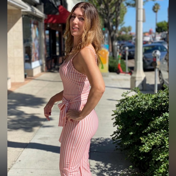 Adorable Pin striped jumpsuit! - Picture 6 of 9